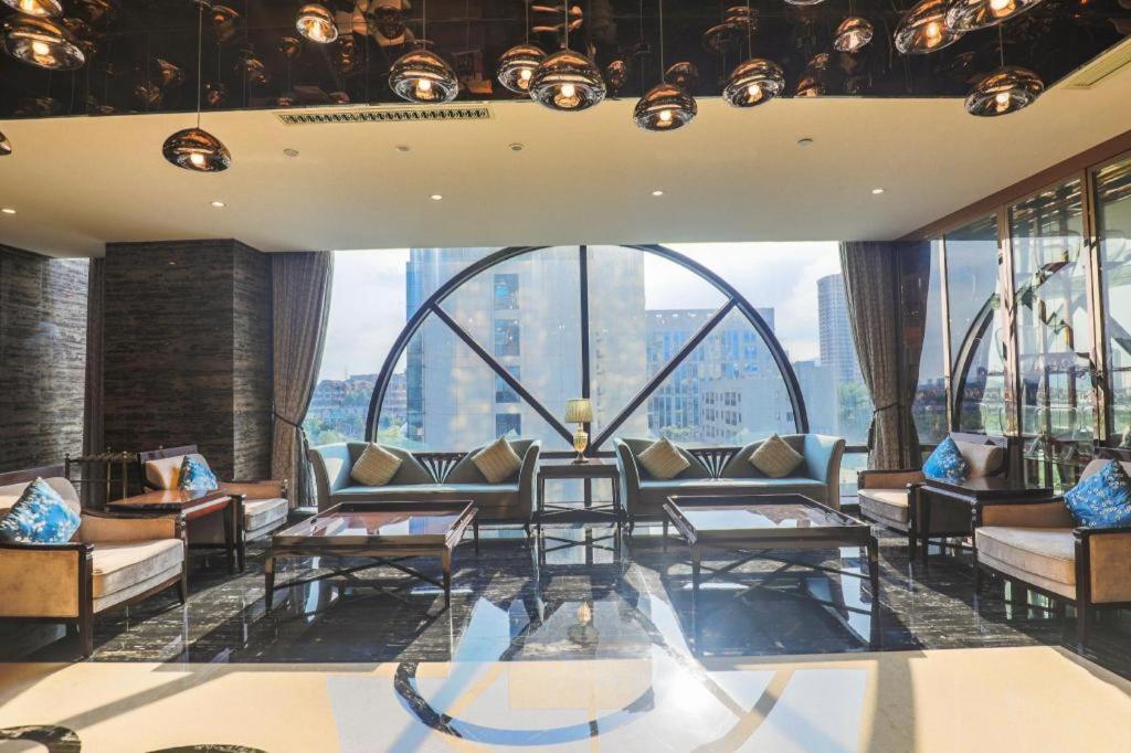 Haoyikang Hotel Huizhou  Extérieur photo